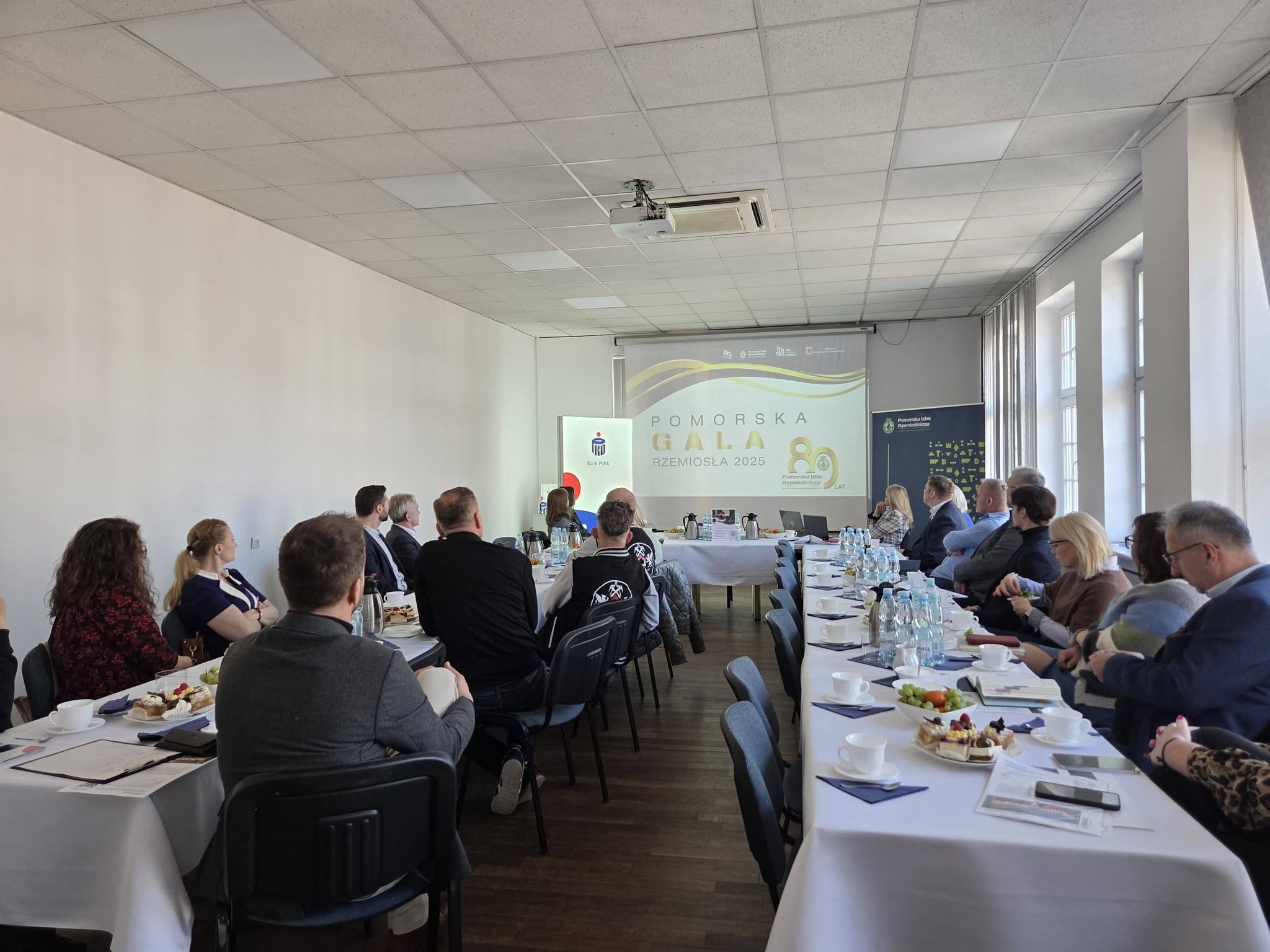 śniadanie biznesowe